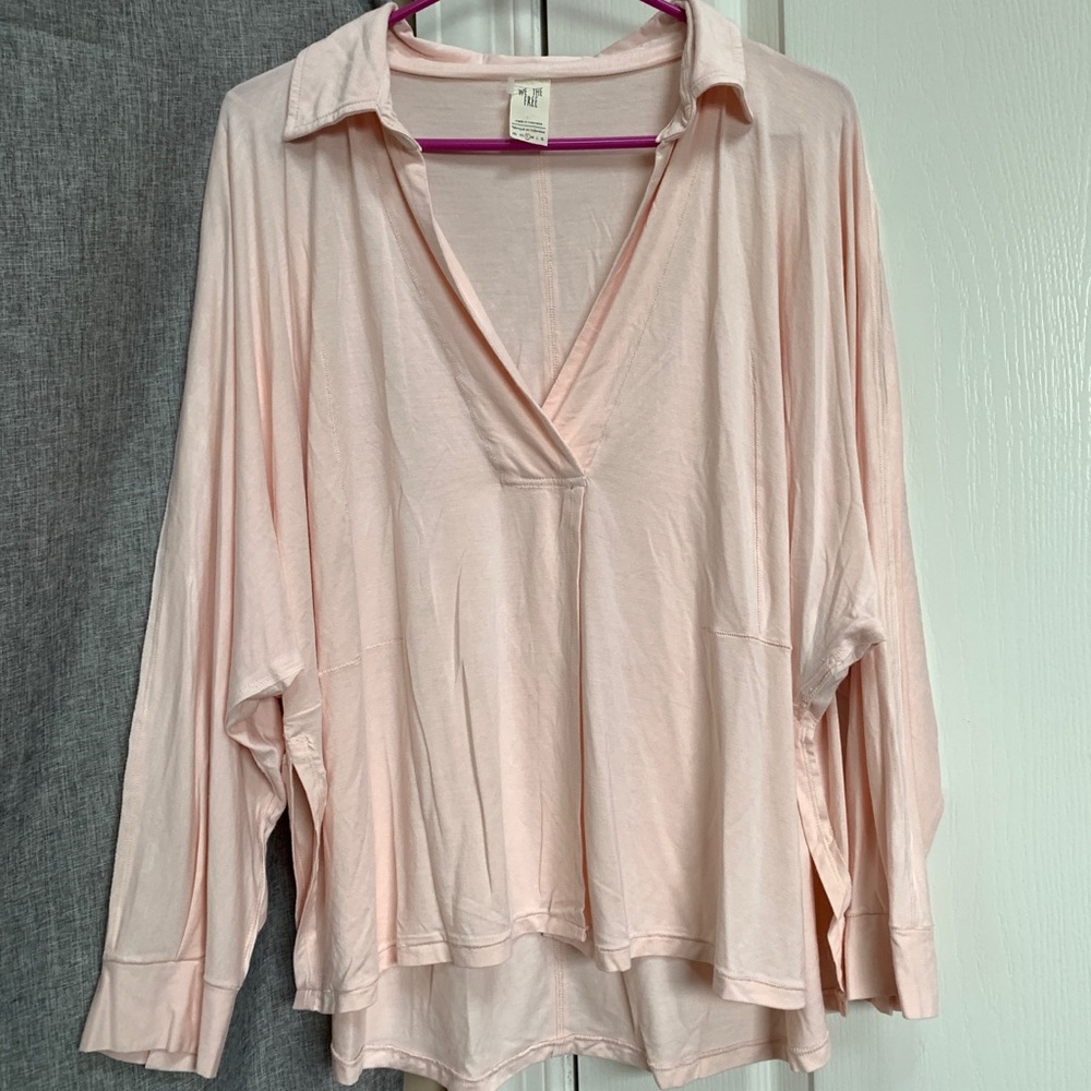 Free People pink v neck collar shirt S longsleeved